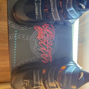 Beautiful pair sandal’s